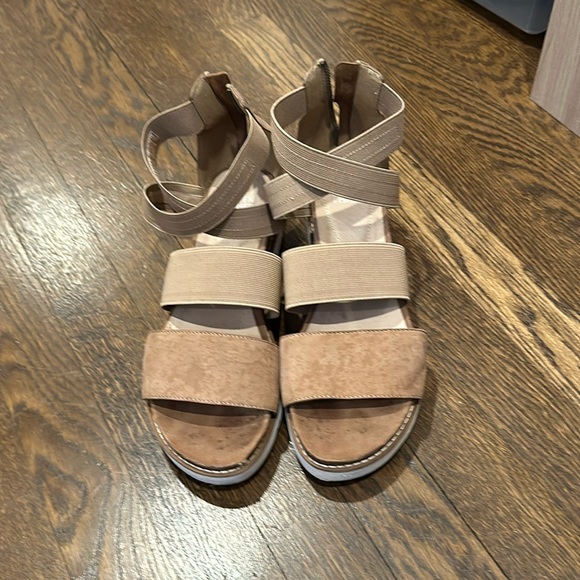 Eileen Fisher Shoes - Eileen Fisher Sandals